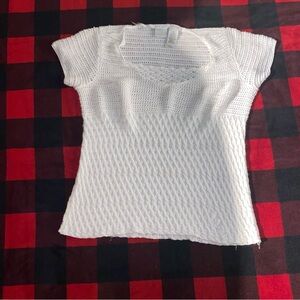 Emma James white knit top. Size M.